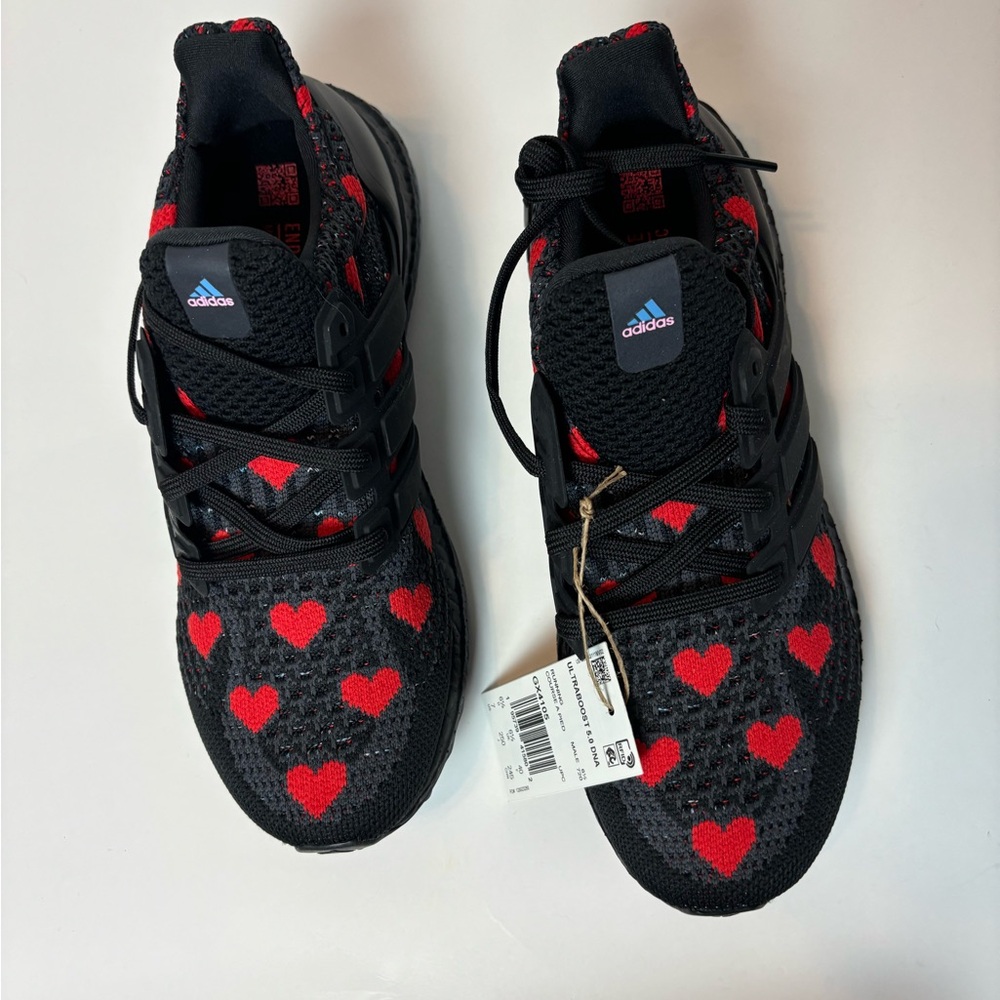 Adidas Ultra Boost 5.0 DNA Red Hearts